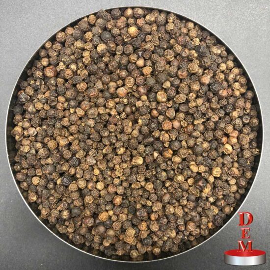 Pfeffer schwarz ganz